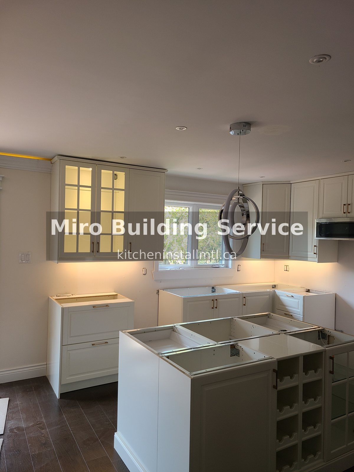 DDO glass door pendant light