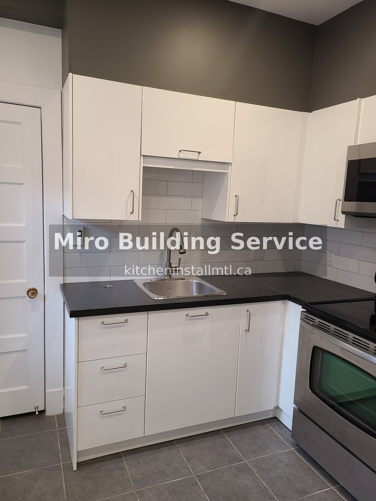 Kitchen cabinets installed in Plateau-Mont-Royal